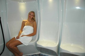 Entspannen in einem eigenen Dampfbad im Saunabereich